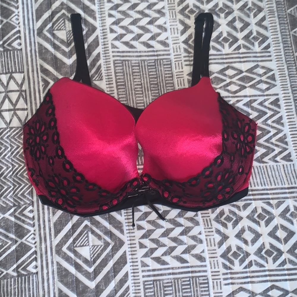 Victoria’s Secret Very Sexy Push Up